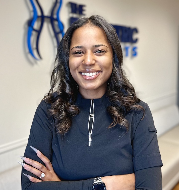 Jazmine-front-office